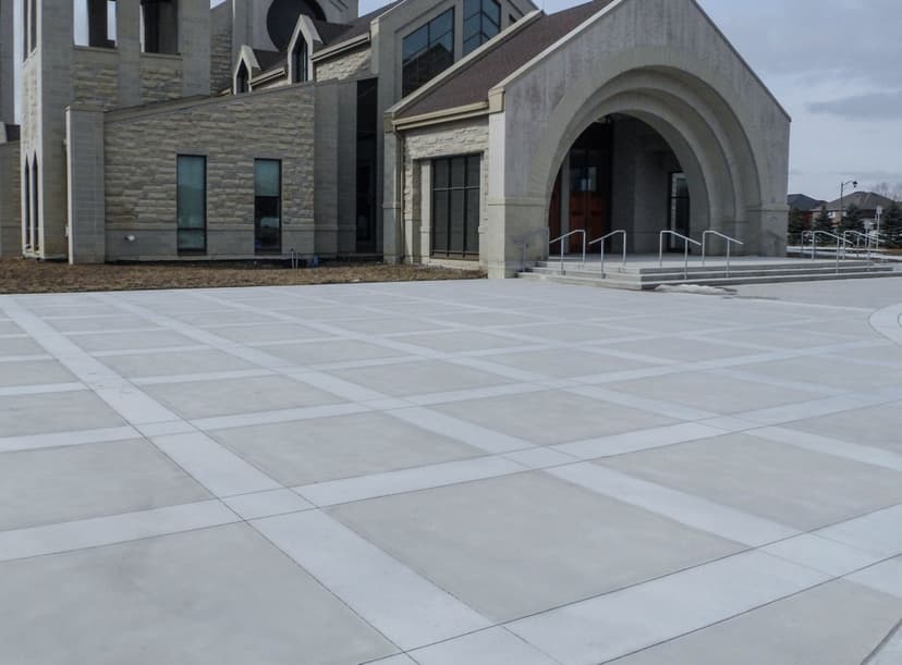 Geometrik Panel · Ticari Meydan Döşemesi
