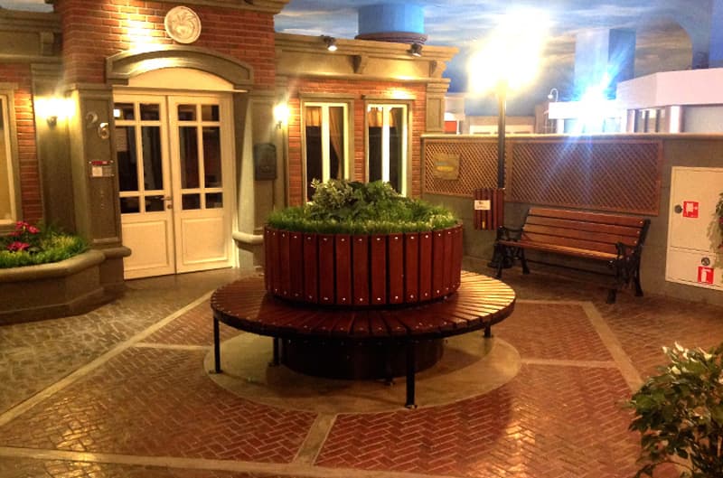 KidZania Istanbul street scene with cobblestone Stamped Concrete pattern