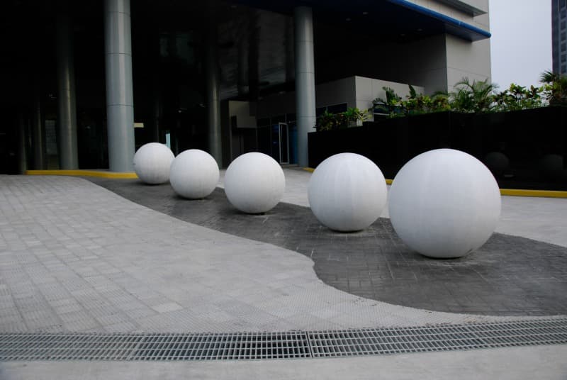 Bomanite ticari yapı dekoratif beton cephesi