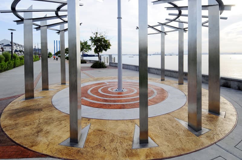 Bomanite renkli baskı beton platform