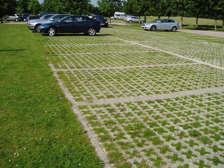 Otopark şerit işaretleri